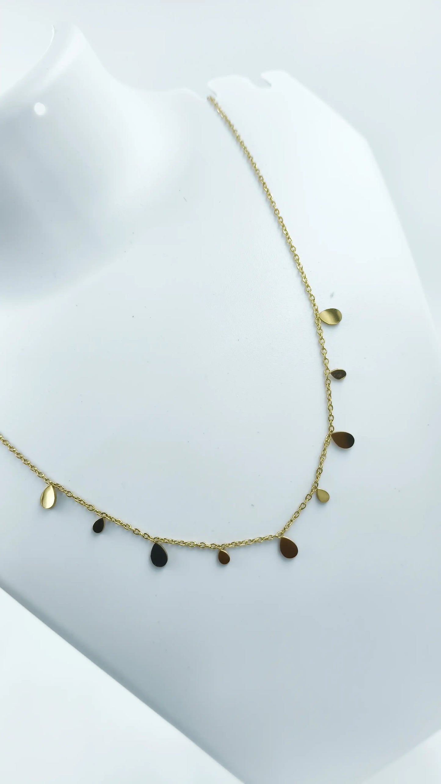 Gold-Plated Droplet Charm Necklace – Minimalist Jewelry