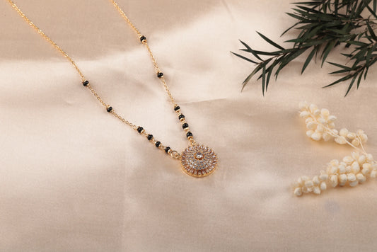 Nirvahna Daily Wear Round Diamond Pendant Mangalsutra