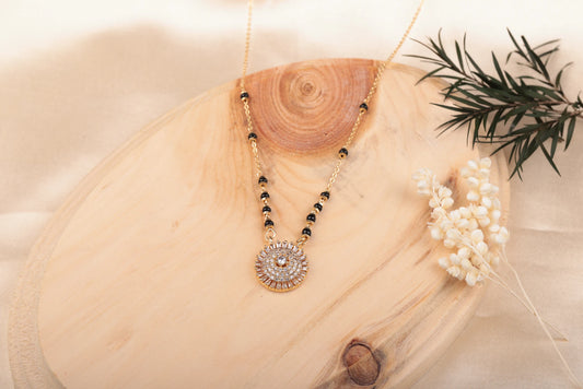 Nirvahna Daily Wear Round Diamond Pendant Mangalsutra