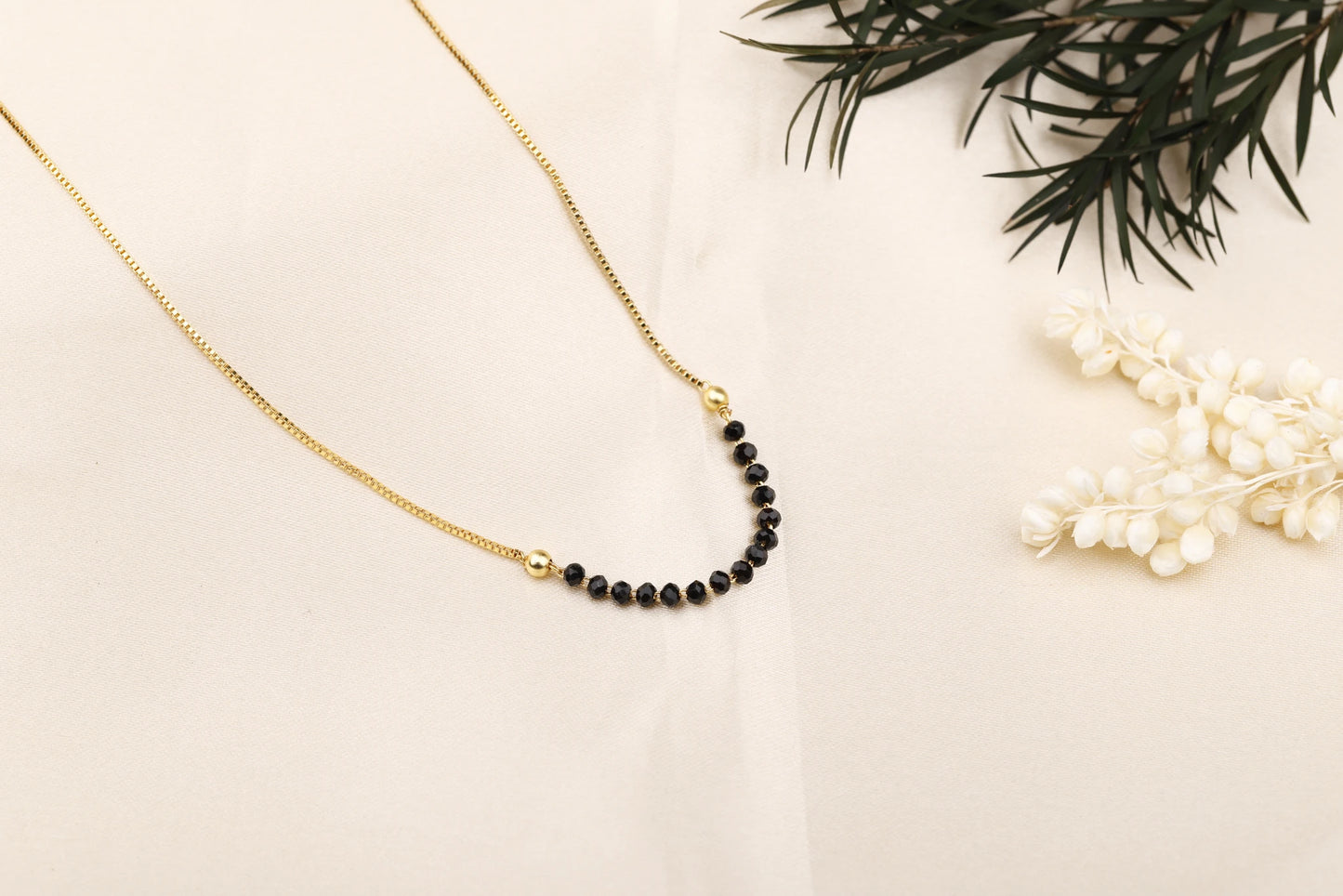 Nirvahna Minimal Black Beads Mangalsutra
