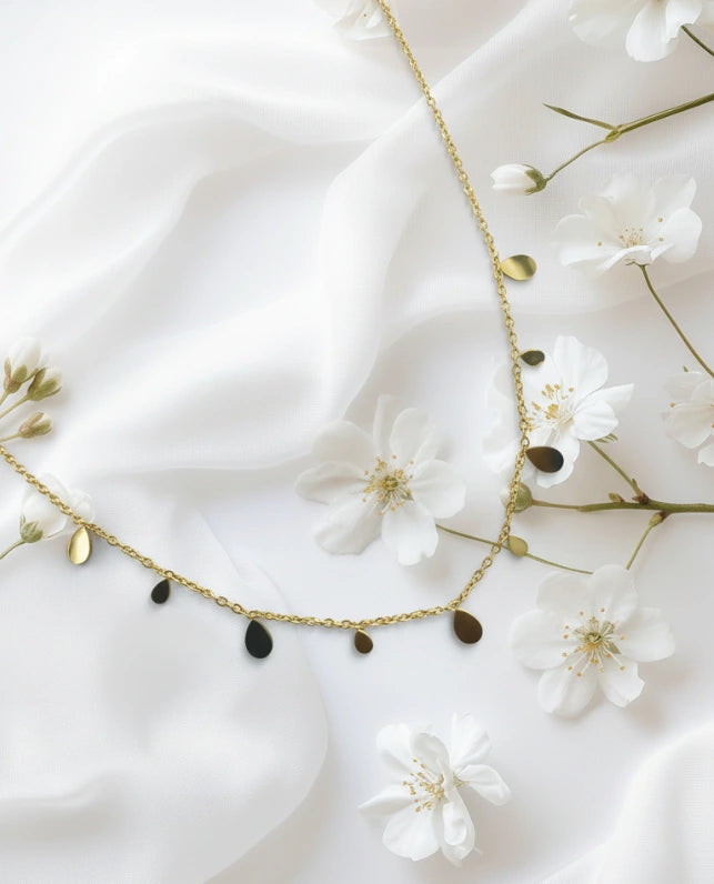 Gold-Plated Droplet Charm Necklace – Minimalist Jewelry