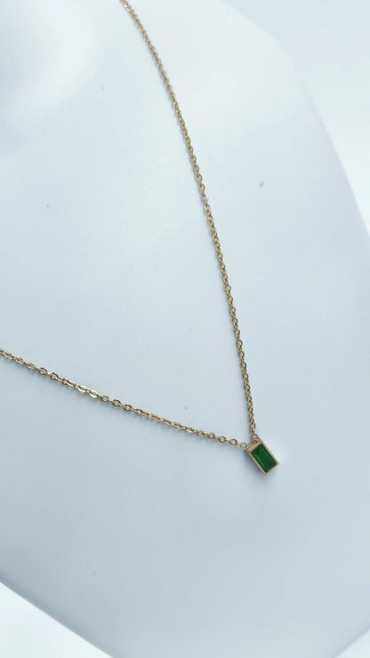 Gold-Plated Green Rectangle Pendant Chain – Minimalist Design