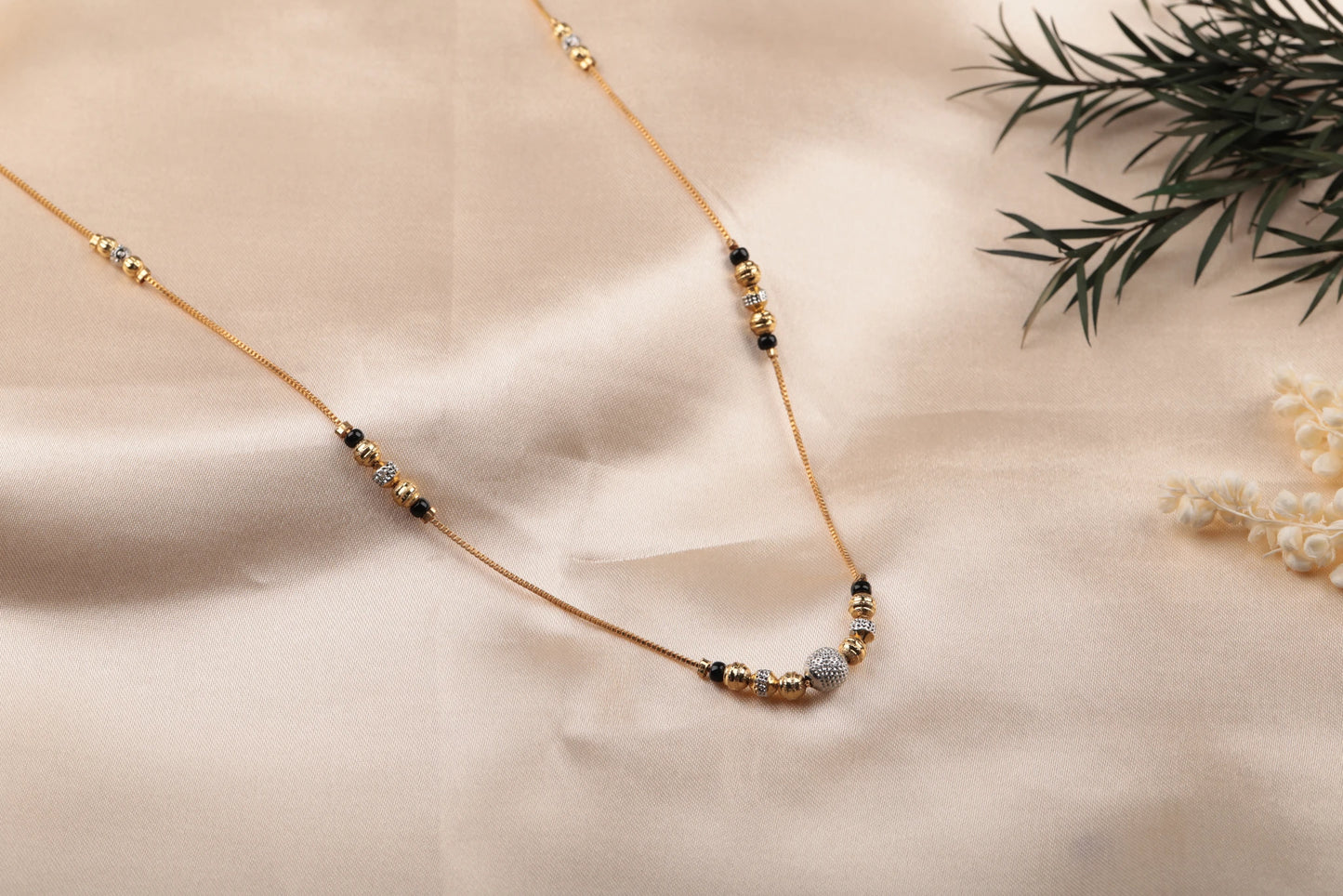 Nirvahna Minimal Rosana Mangalsutra