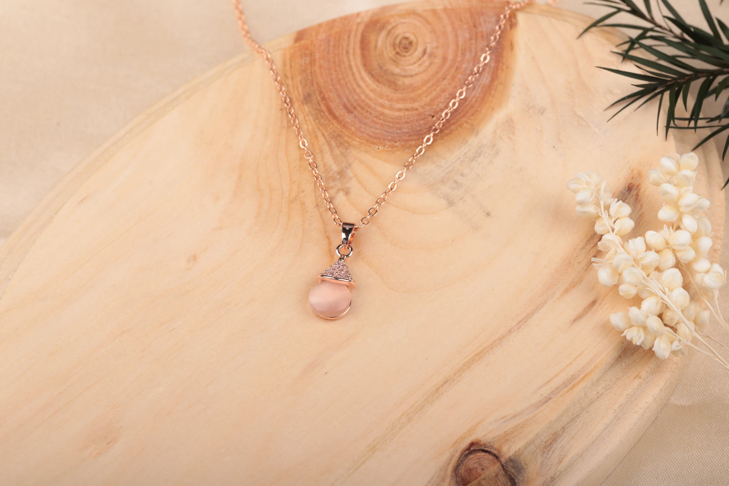 Nirvahna Diamond Perl Necklace in Rose Gold