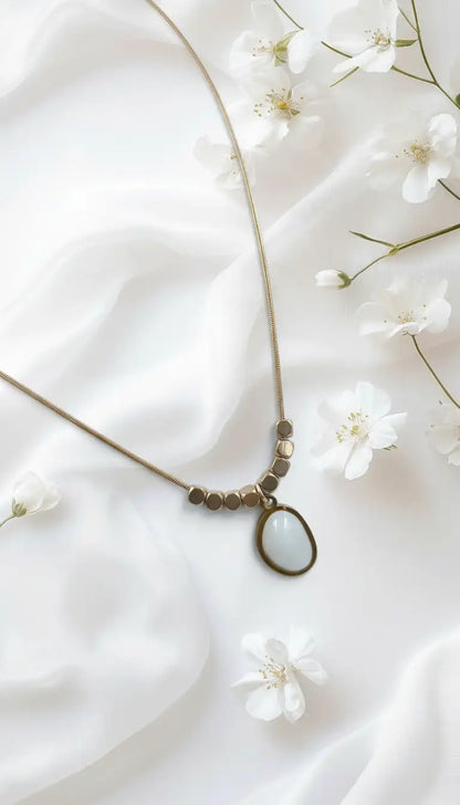 Gold-Plated White Stone Pendant Necklace – Minimalist Design