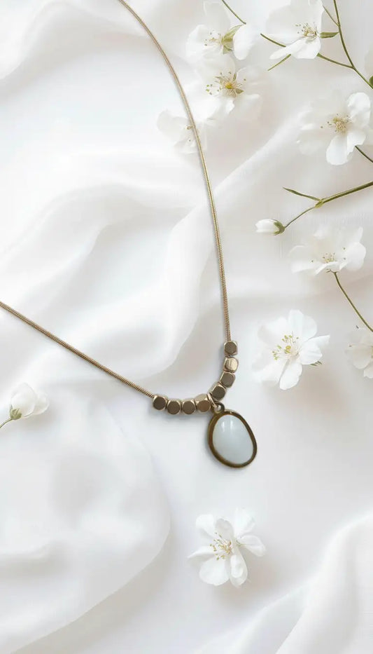 Gold-Plated White Stone Pendant Necklace – Minimalist Design