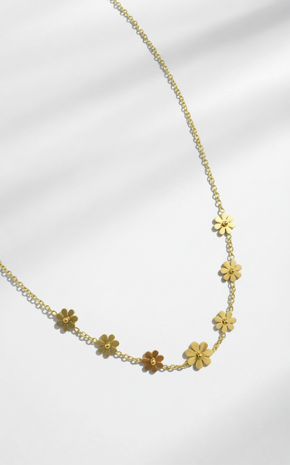 Gold-Plated Floral Necklace – Dainty Flower Chain Design