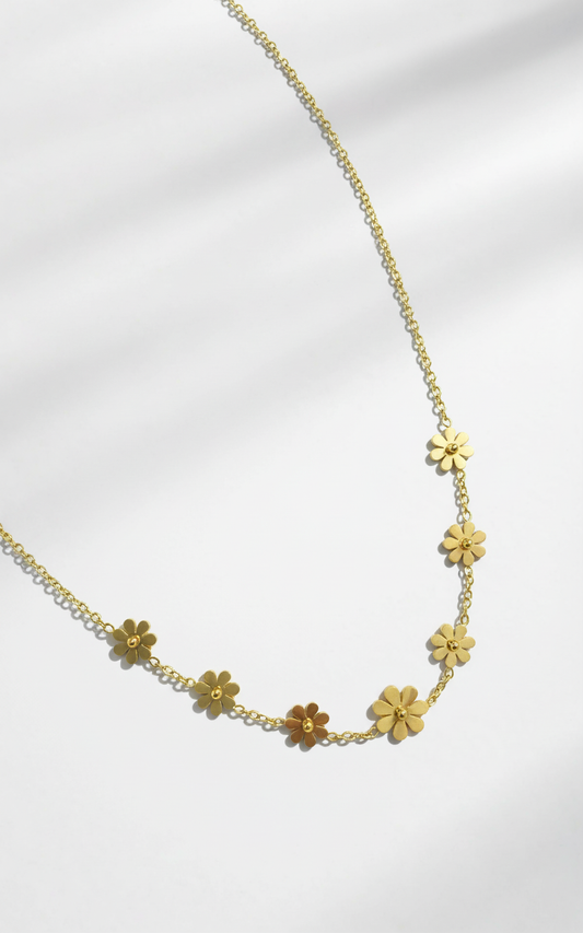 Gold-Plated Floral Necklace – Dainty Flower Chain Design