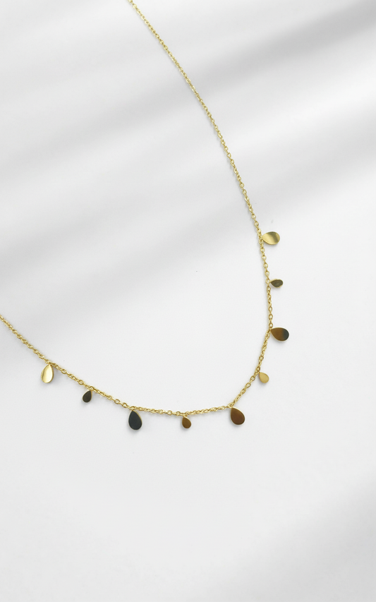 Gold-Plated Droplet Charm Necklace – Minimalist Jewelry