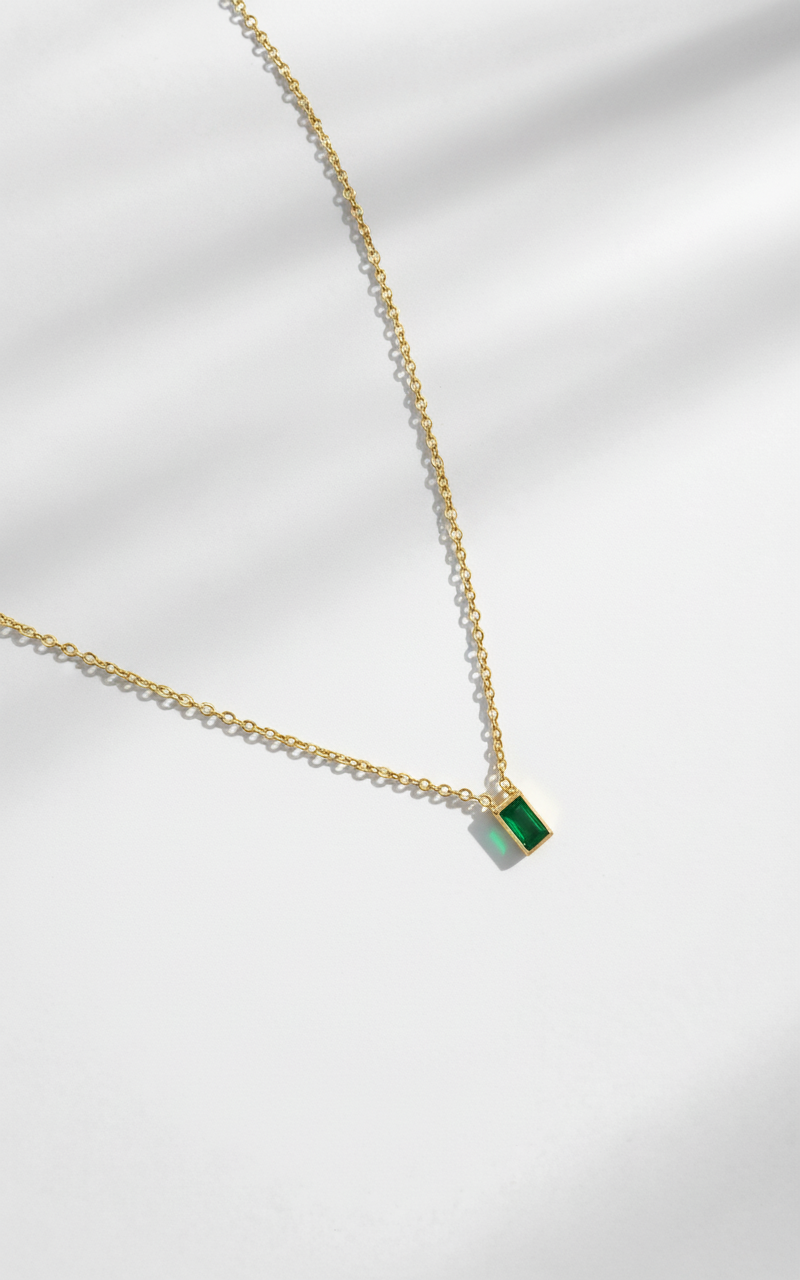 Gold-Plated Green Rectangle Pendant Chain – Minimalist Design